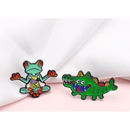 Cute Crocodile Anatomical Frog Brooch Yoga Frog Medical Anatomy Heart Liver Intestine Stomach Organ Enamel Pin Lapel Jewelry
