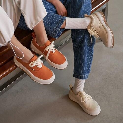 Kawaii Shoes Women Sneakers Lolita Vintage Tennis Shoes Print Womens Flat Sports Shoes Women Casual Shoes Vulcanize Shoes