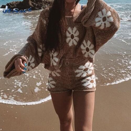 Lady Shorts Suit Autumn/Winter Leisure Flower Knit Suit 2pcs Round Neck Pullover And High Waist Short Two-piece Set For Female