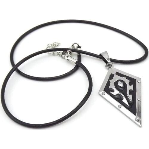 World of Warcraft Horde Symbol Blood Elf Alliance Logo Necklace Collectors Edition