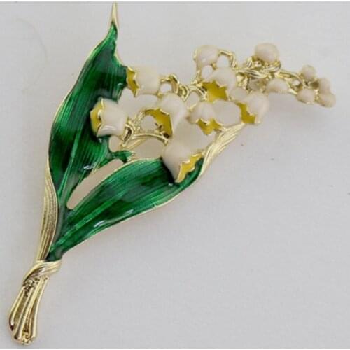 Antique Enamel green leaf lily of the valley fresh orchid Pearl Brooch ladies accessories wholesale