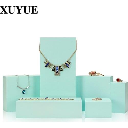 Bracelet earring holder jewellery jewelry display stand factory direct sale dark green paint shooting prop set jewelry box