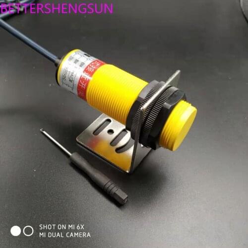 Capacitive proximity switch CLM30-10A2-S level sensor AC 2-wire normally closed 220V material line probe