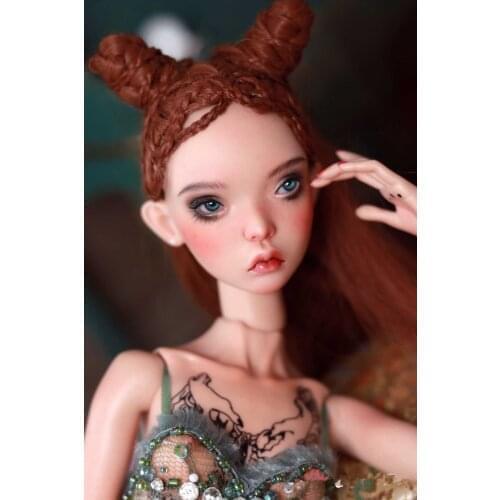 BJD PUPPE 1/4 Russische siste puppe high quality resin gift eyeball