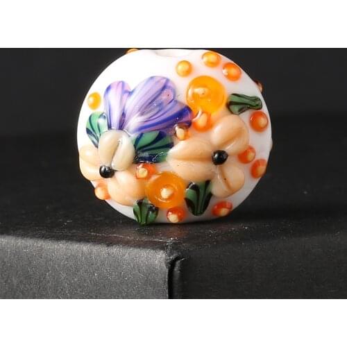 Flat Round Lampwork Murano Glass Beads with Blooming Hawaiian Flower Beads for European Bracelet Necklace Fashion DIY Jewelry