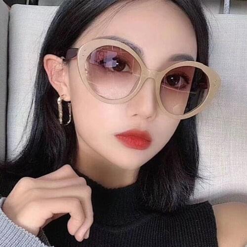 ZUIDID Retro Cats Eye Sunglasses Women Luxury Brand Fashion Oval Frame Sun Glasses Female Vintage Clear Lens UV400 Shade Oculos