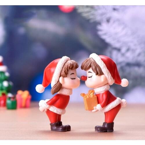77JF 2 Pcs Christmas Couple Ornament Ceramics Figure Crafts Garden Bonsai Kid Toy Home Dollhouse Tabletop Bedroom Decoration