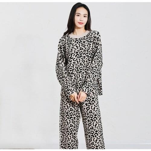 Womens Pajamas Set Sleepwear Home Clothes Sweater Thick Nightwear Wick Yarn Loose Knitted Autumn And Winter Round Neck Leopard