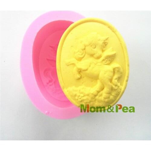 Mom&Pea 0504 Free Shipping Unicorn Pegasus Shaped Silicone Mold Cake Decoration Fondant Cake 3D Mold Food Grade Silicone Mould