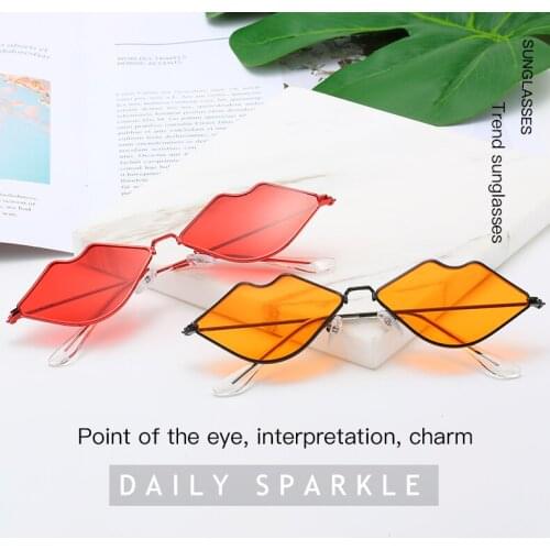Fashion Red Small Mouth Lips Shape Sunglasses Women Brand Designer Candy Color Brand Sun Glasses For Women Eyeglasses UV400