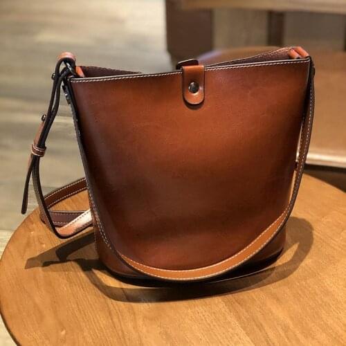 2021 New Korean Genuine Leather Women Bucket Tote Bag Solid Color Soft Cowhide Simple Temperament Lady Shoulder Messenger Bags