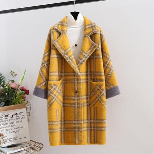 Women 2021 Autumn Winter New Lapel Plaid Cardigans Female Loose Warm Long Jackets Ladies Casual Imitation Mink Velvet Coats R511