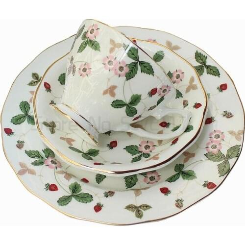 Luxury Ceramic Coffee Tea Cup and Saucer Holder Reusable Coffee Small Cups Espresso Ceramic Tasse A Cafe Home Drinkware QAB50BD