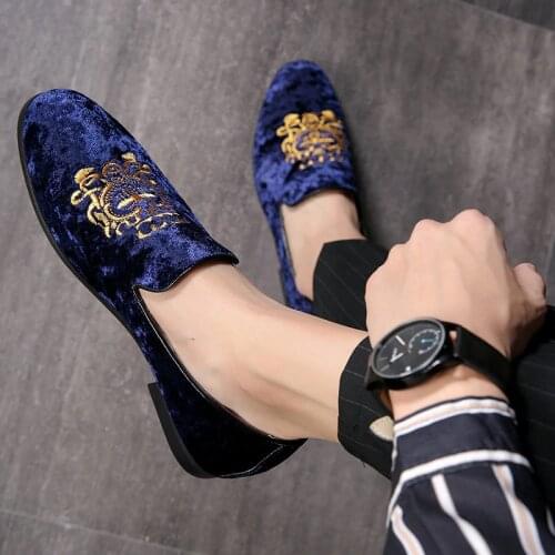 Fashion Party Wedding Shoes Handmade Men Loafers Embroidered Velvet Shoes Men Dress Shoe Mens Fats