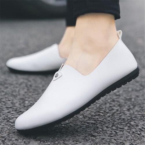 Leather Slip on Black Driving Shoes Brand Italian Men Loafers Moccasins 2021 Fashion Loafers Shoes Mens Casual Shoes Non-slip