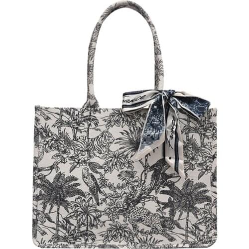 2021 New Summer Large Capacity Casual Totes Famous Designer Shoulder Messenger Bags Fashion Women Purse and Handbag Channels Bag