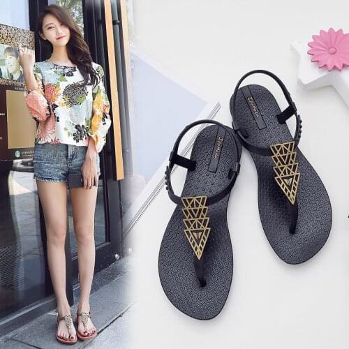 2021 Hot Sandals Female Bohemian Flat Bottom Resort Beach Shoes Flat Slippers for Women Cute Shoes for Women Zapatos De Mujer