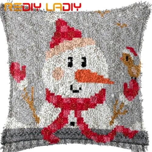 Latch Hook Cushion Winter Snow Boy Printed Canvas Cushion Cover Acrylic Yarn Crochet Pillow Case Kits Hobby & Crafts Home Decor