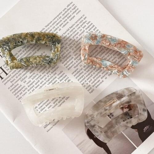 Hot Sale Claw Clip Large Barrette Crab Hair Claws Bath Clip Ponytail Clip Women Girls Hair Accessories Gift Geometric Hairpin