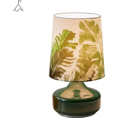 Nordic Modern Simple Green Ceramic Table Lamp Living Room Bedside Lamp Pastoral Creative Art Girl Decoration Small Table Lamp