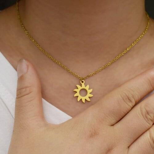 New European and American accessories sunflower necklace women sunflower pendant