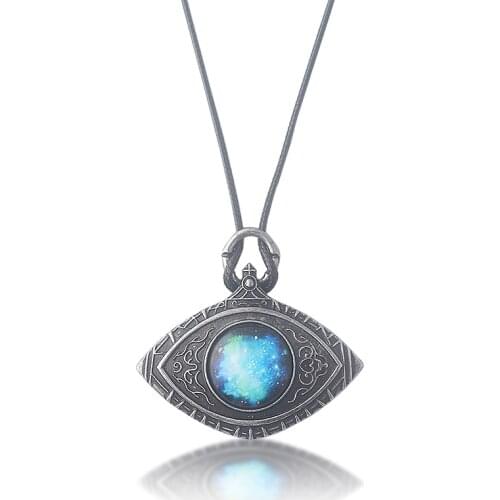 SG Game Bloodborne Cosmic Eye Necklaces Crow Hunter Wheel Hunter Badge Pendant Necklace Men Women Fans Cosplay Jewelry Gift