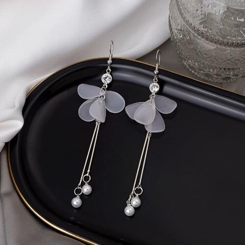 Transparent Resin Flower Petal Long Tassel Earrings Gold Color Alloy Imitation Pearl Rhinestone Dangle Earrings for Women Girls