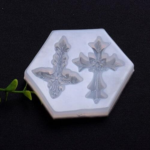 Mini 3D Cross Shape Silicone Epoxy Resin UV Glue Crafts Mold Creative DIY Art Pendant Brooch Jewelry Tool Accessory Dried Flower