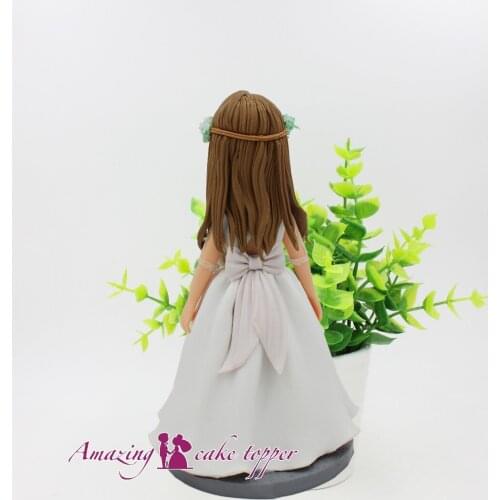 2019 AMAZING CAKE TOPPER Beautiful little princess with blue garland And Groom Gifts Ideas Customized Figurine Valentines Day