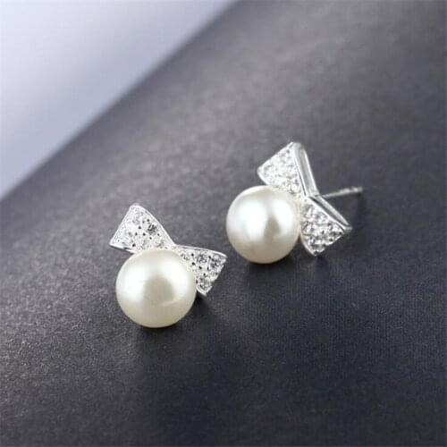New Temperament Beautiful Exquisite Pearl Butterfly 925 Sterling Silver Jewelry Personality Bow Crystal Women Stud Earrings E793