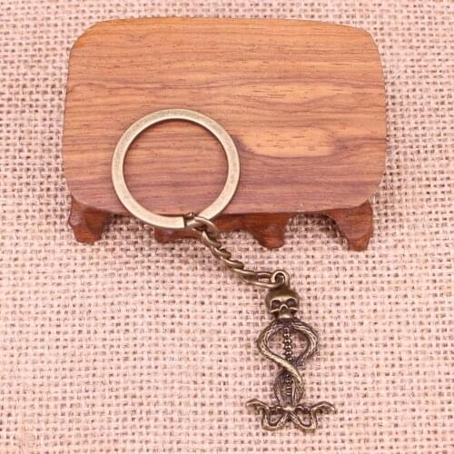 20pcs New Fashion Keychain 37x20mm skull skeleton wand Pendants DIY Men Jewelry Car Key Chain Ring Holder Souvenir For Gift