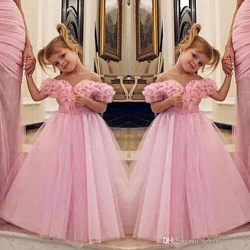 Lovely Pink Off Shoulder Flower Girl Dresses For Wedding Ruffles Tulle A Line Girls Pageant Gowns Floor Length Baby Birthday Par