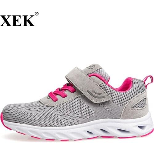 XEK 2018 Safety old woman shoes male step father shoes breathable sports travel running women shoes plus size ZLL223