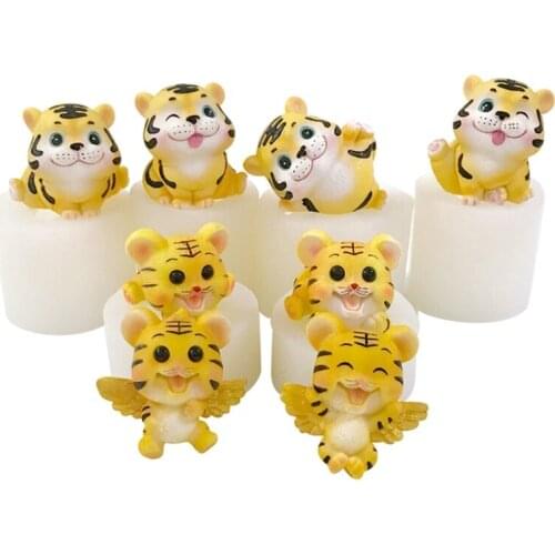 3D Cute Tiger Candle Epoxy Resin Mold Aromatherapy Plaster Soap Silicone Mould