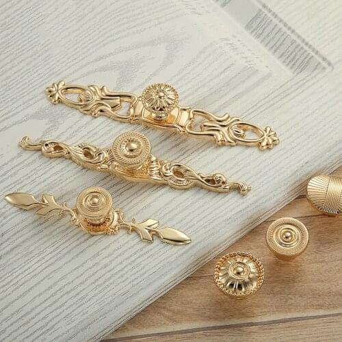 Luxury European Antique Zinc Alloy Handle Desk Drawer Cupboard Cabinet Bookcase Drawer Door Handles Cabinet Knobs Furniture