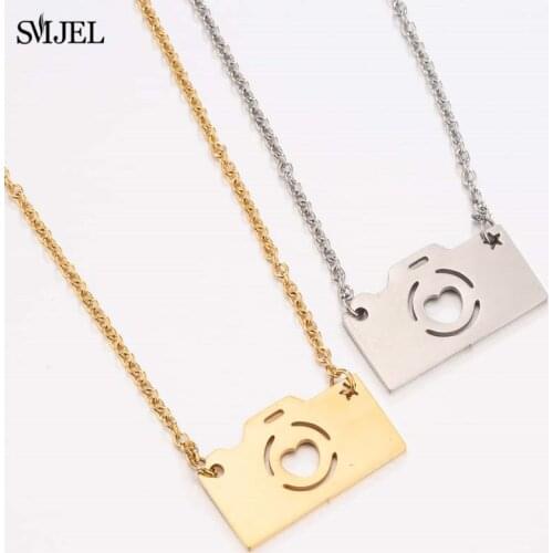 SMJEL Stainless Steel Camera Necklaces Women Vintage Geometric Mini Camera Pendant Necklace Men Jewelry Gifts