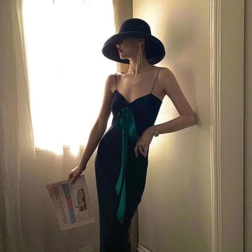 2021 New Dark Green Suspender Dress Sexy Temperament Show Thin Black Elegant Retro Dress