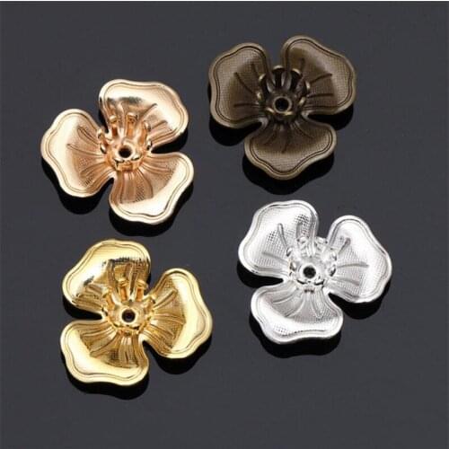 SIXTY TOWFISH 20 Pieces DIY Jewelry Accessories Size 16mm Copper Materials Flower Slice Charms