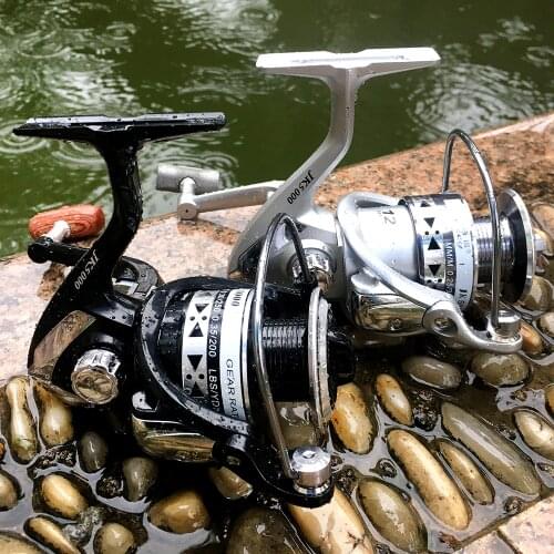 Spinning Fishing Reel Metal Spool 5.5:1 Left and right interchangeable handle