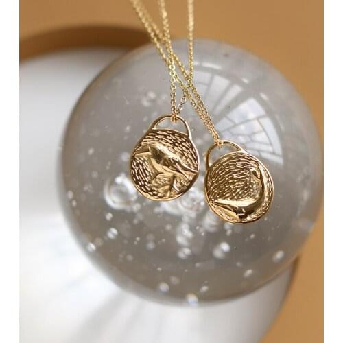Amaiyllis 18k Gold Whale Bird Double Sided Clavicle Necklace Circle Charm Choker Love Necklace Pendants For Couples Jewelry