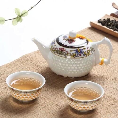 Portable Blue and White Exquisite Ceramic Teapot with Filter Creative Kettle Tea Cup Porcelain Chinese Kung Fu Drinkware Tea Set