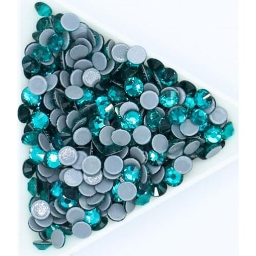 All sizes Green Zircon DMC Iron On Rhinestones/Flat Back Nail art Hot fix Crystal Rhinestones Strass Sewing & Fabric Garment