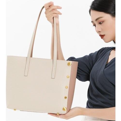 172 Real Leather Cow Skin Women Rivet Stud Large Capacity Handbag Casual Shopping Bags
