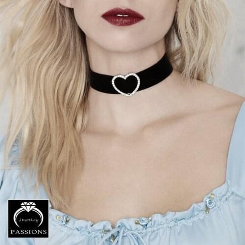 Fashion Punk Love Heart Rhinestone Black Velvet Ribbon Necklace 2.5cm Ribbon Clavicle Gothic Necklace Women&Girl Jewelry Gift