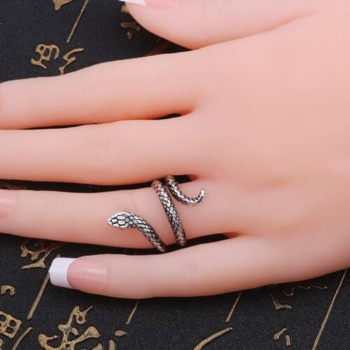 Retro Punk Animal Snake Ring Mens Snake Mens Hip Hop Rings Men and women Adjustable Rings Cool Mens Knight Jewelry