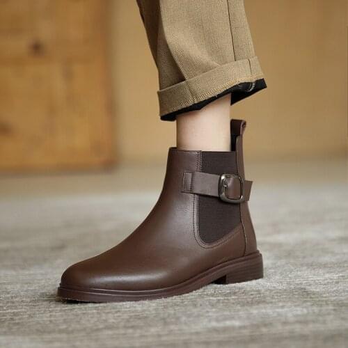 QZYERAI 2021 New Genuine Leather Autumn Ankle Boots Women Ladies Shoes Flat Casual Retro Female Boots Size34-42 British Style