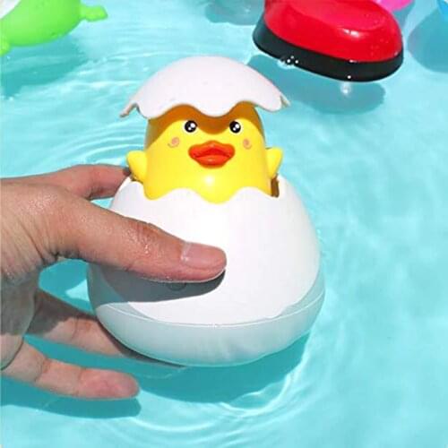 Baby Bath Toy Cartoon Duck Egg Water Toys Spray Bathroom Sprinkler Shower ABS Penguin Clockwork Bath Toys For Kids