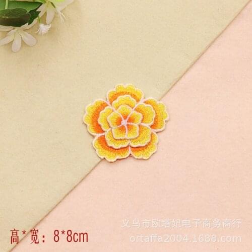 50pcs/Lot Plum Blossom Embroidery Patches Letters Clothing Decoration Accessories Diy Iron Heat Transfer Applique Clothes