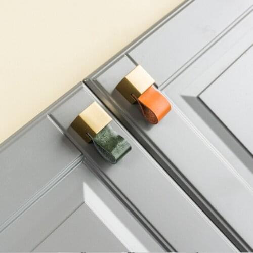 Qiansi Leather Drawer Handle Home Furniture Vintage Compact Solid Metal Brass Mini Dresser Dark Grid Leather Miniature Door Knob