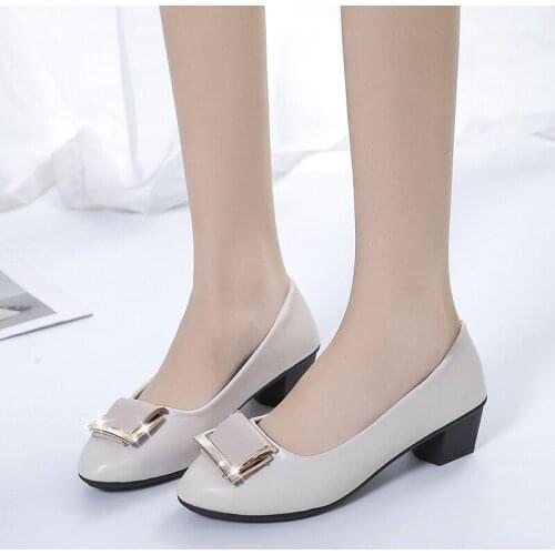 BYTJI Shoes With Medium Heels